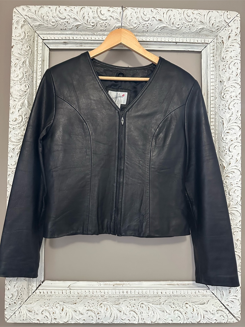 Vintage Jacqueline Ferrar Black Leather Zip Jacket. Size 8